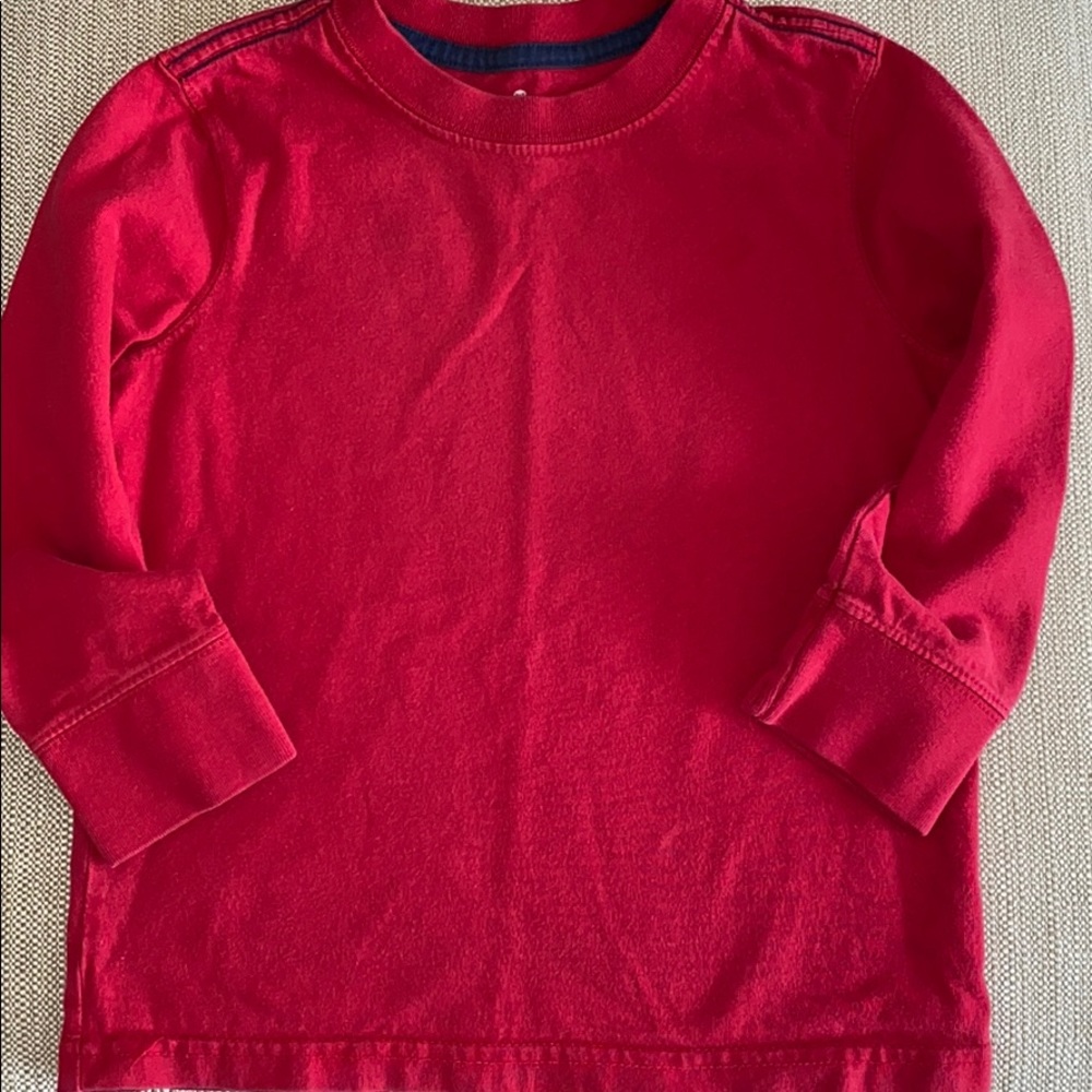 Old navy boy’s red long sleeve shirt. Size 5T.